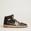 Sky-Star in pelle nappa nera con stella in pelle bianca Sky-Star in pelle nappa nera con stella in pelle bianca