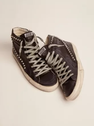Slide da uomo nero con borchie