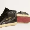 Slide in pelle con stella nera e cristalli Swarovski Slide in pelle con stella nera e cristalli Swarovski