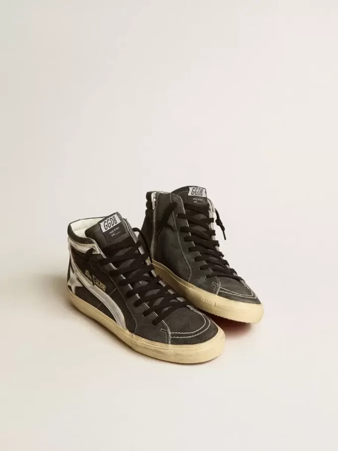 Slide in pelle scamosciata nera con stella e flash in pelle metallizzata argento Slide in pelle scamosciata nera con stella e flash in pelle metallizzata argento