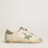 Sneaker Old School da donna con stella glitterata argento e linguetta in camoscio grigio ghiaccio