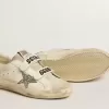Sneaker Old School da donna con stella glitterata argento e linguetta in camoscio grigio ghiaccio