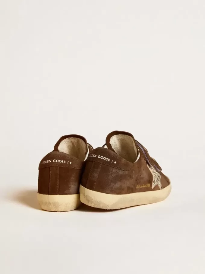 Sneakers Old School da donna in pelle scamosciata marrone con stella in pelle scamosciata beige con borchie e perle Sneakers Old School da donna in pelle scamosciata marrone con stella in pelle scamosciata beige con borchie e perle