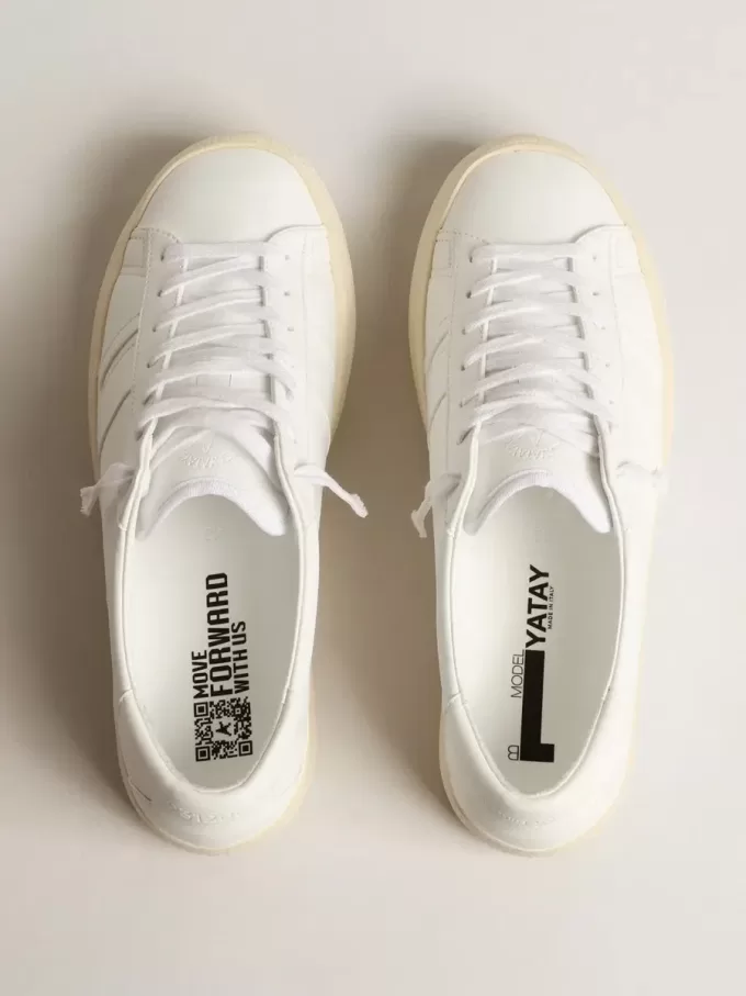 Sneakers sostenibili Yatay Model 1B con tomaia bianca bio-based e Y bianca