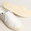 Sneakers sostenibili Yatay Model 1B con tomaia bianca bio-based e Y bianca