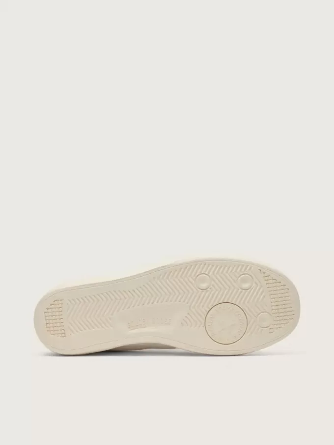 Sneakers sostenibili Yatay Model 1B con tomaia bianca bio-based e Y bianca