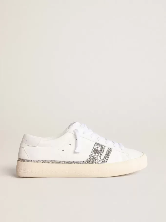 Sneakers sostenibili Yatay modello 1B con tomaia bianca a base biologica e glitter riciclato argento Y Sneakers sostenibili Yatay modello 1B con tomaia bianca a base biologica e glitter riciclato argento Y