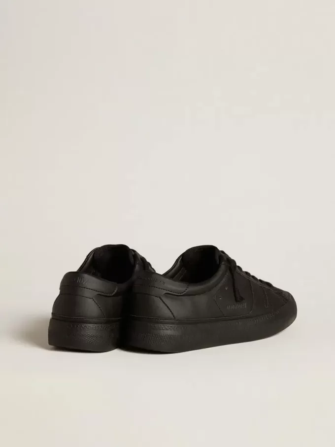 Sneakers sostenibili Yatay modello 1B con tomaia bio-based e Y nera Sneakers sostenibili Yatay modello 1B con tomaia bio-based e Y nera
