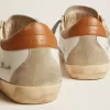 Sneakers Super-Star da uomo con stella in pelle scamosciata e linguetta marrone sul tallone Sneakers Super-Star da uomo con stella in pelle scamosciata e linguetta marrone sul tallone