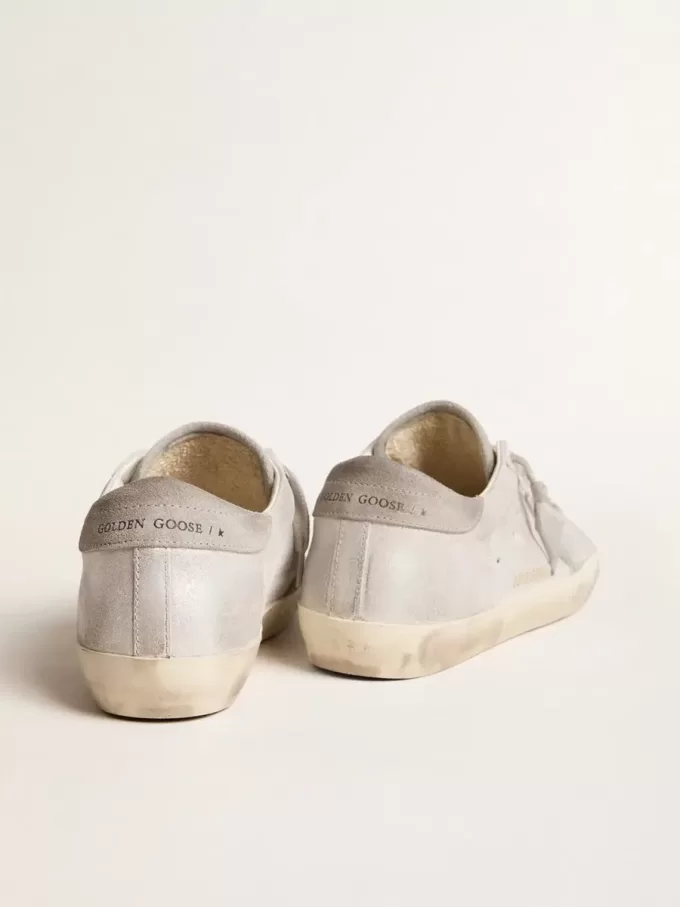 Sneakers Super-Star in pelle grigio-bianca effetto glitter con stella in pelle