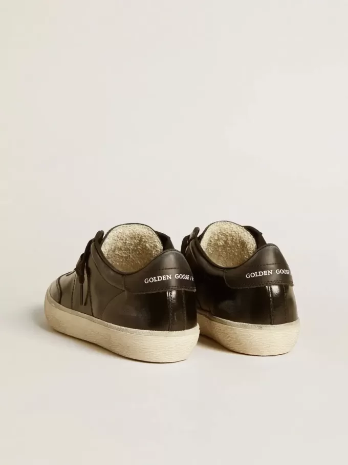 Soul Star da donna in vernice nera con linguetta sul tallone in pelle nera