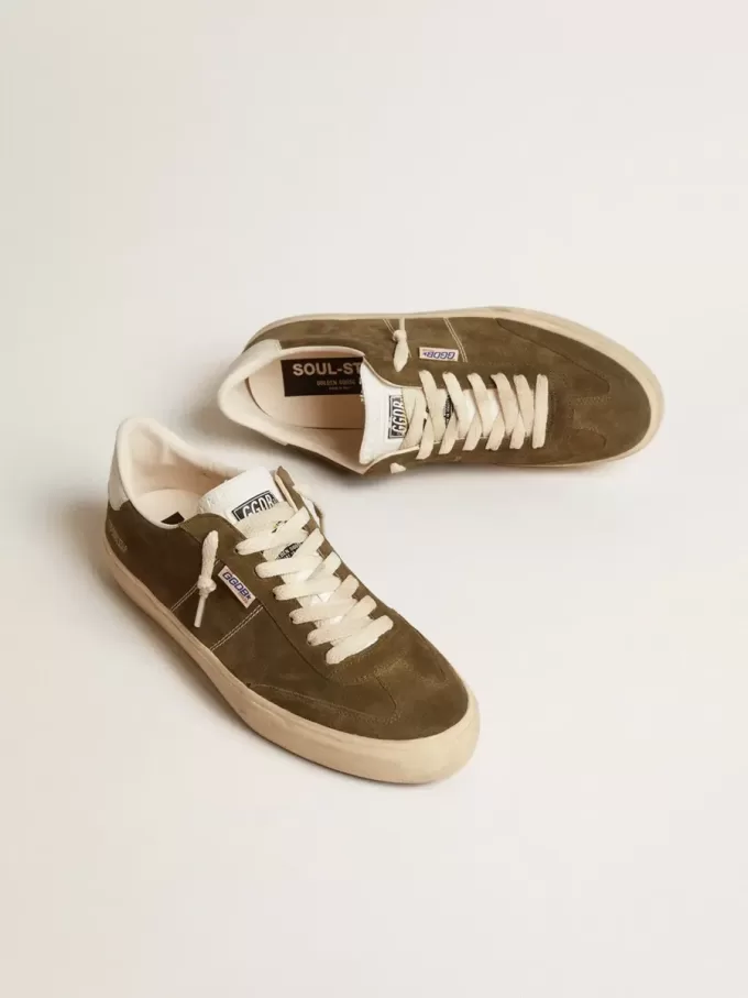 Soul Star da uomo in pelle scamosciata verde con linguetta e tallone in pelle bianca