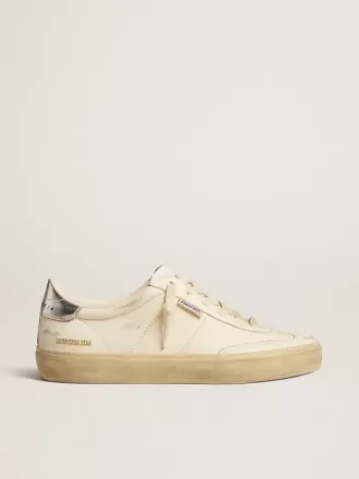 Soul Star in nappa bianca con linguetta sul tallone in pelle metallizzata argento