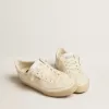 Soul Star in nappa bianca con linguetta sul tallone in pelle metallizzata argento Soul Star in nappa bianca con linguetta sul tallone in pelle metallizzata argento