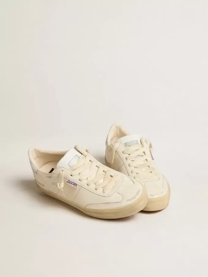 Soul Star in nappa bianca con linguetta sul tallone in pelle metallizzata argento Soul Star in nappa bianca con linguetta sul tallone in pelle metallizzata argento