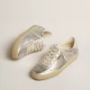 Soul Star in pelle metallizzata argento con linguetta sul tallone in pelle bianca