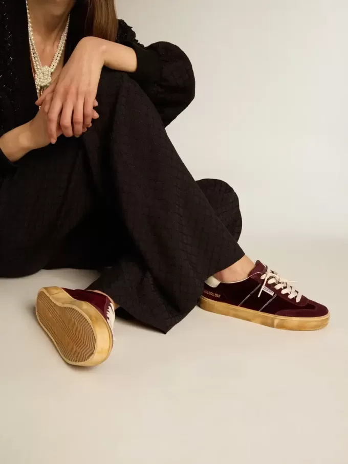 Soul Star in velluto bordeaux con linguetta del tallone in pelle bianca