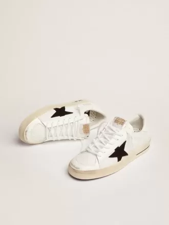 Stardan con inserti in pelle bianca e mesh e stella in pelle scamosciata nera Stardan con inserti in pelle bianca e mesh e stella in pelle scamosciata nera