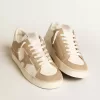 Stardan da uomo in pelle bianca e beige con stella beige e linguetta posteriore bianca