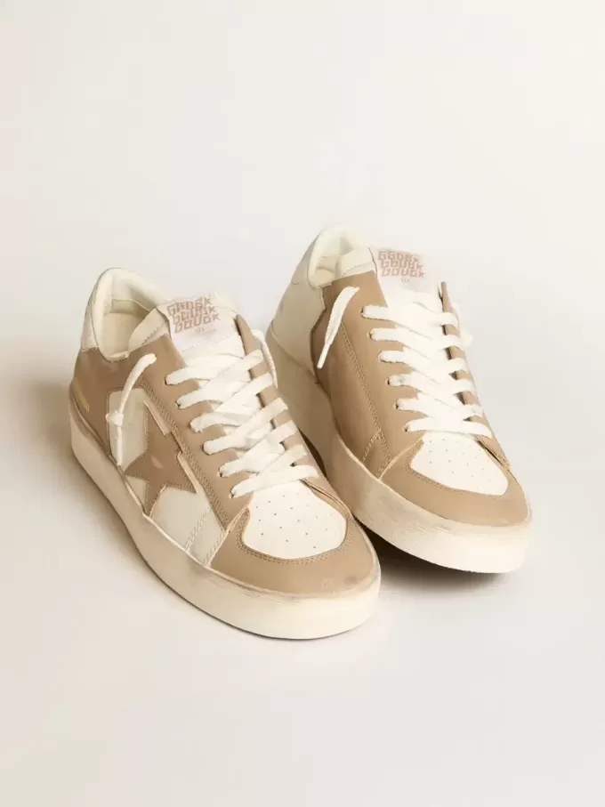 Stardan da uomo in pelle bianca e beige con stella beige e linguetta posteriore bianca