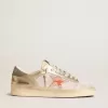 Stardan in mesh bianco con stella arancione e inserti in pelle platino