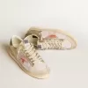 Stardan in mesh bianco con stella arancione e inserti in pelle platino
