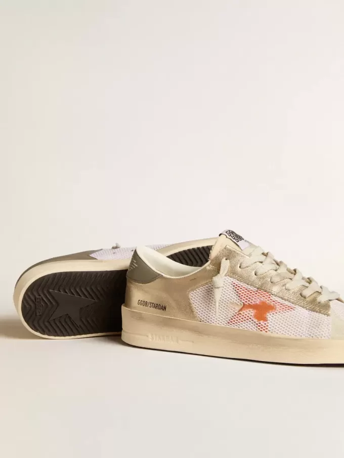 Stardan in mesh bianco con stella arancione e inserti in pelle platino