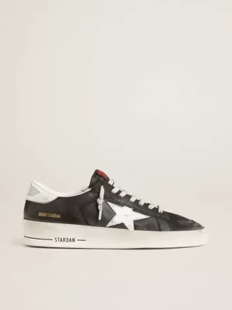 Stardan in nabuk nero e mesh con stella e linguetta sul tallone in pelle grigia Stardan in nabuk nero e mesh con stella e linguetta sul tallone in pelle grigia