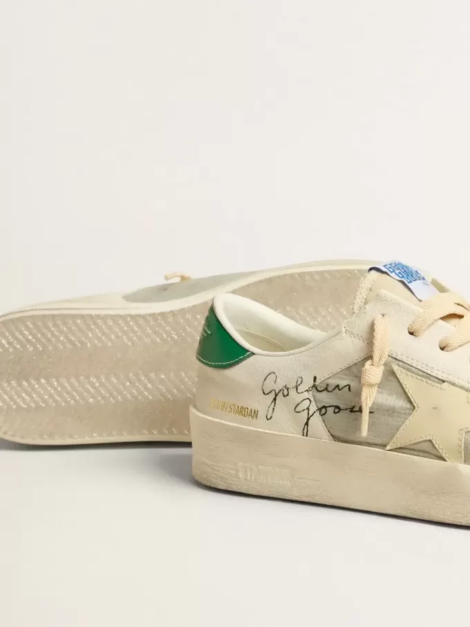 Stardan in pelle nappa bianca con stella in pelle color crema Stardan in pelle nappa bianca con stella in pelle color crema