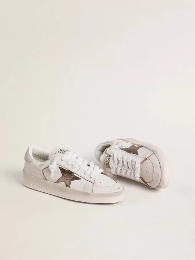 Stardan in pelle nappa con stella in pelle metallizzata argento e tallone in pelle scamosciata rosa Stardan in pelle nappa con stella in pelle metallizzata argento e tallone in pelle scamosciata rosa