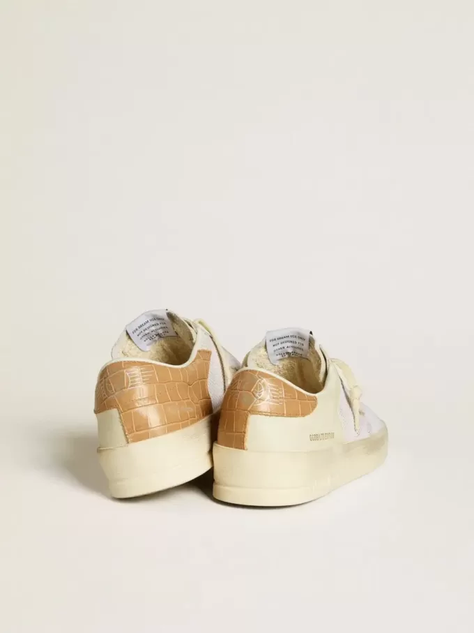 Stardan LTD da donna con stella in pelle beige e linguetta sul tallone in pelle beige coccodrillo Stardan LTD da donna con stella in pelle beige e linguetta sul tallone in pelle beige coccodrillo