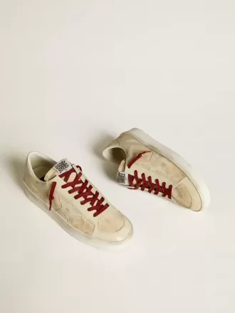 Stardan LTD da uomo in pelle scamosciata con stella e linguetta sul tallone in pelle verniciata bianca Stardan LTD da uomo in pelle scamosciata con stella e linguetta sul tallone in pelle verniciata bianca