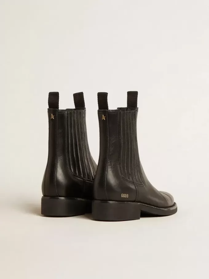 Stivaletti Chelsea da donna in pelle nera Stivaletti Chelsea da donna in pelle nera