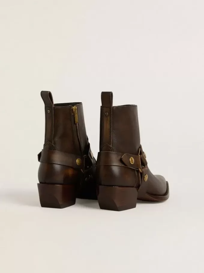 Stivaletti Debbie bassi in pelle marrone scuro con fibbia removibile