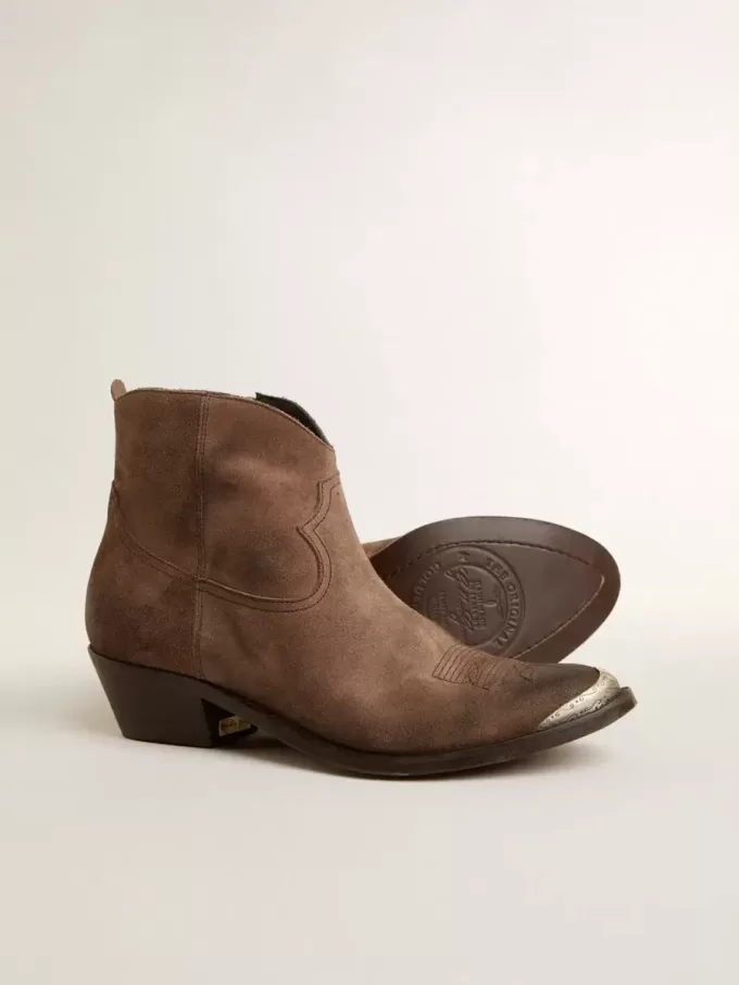 Stivaletti giovani in pelle scamosciata marrone scuro Stivaletti giovani in pelle scamosciata marrone scuro