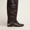 Stivali da donna in pelle nera con morsetto sul tallone Stivali da donna in pelle nera con morsetto sul tallone