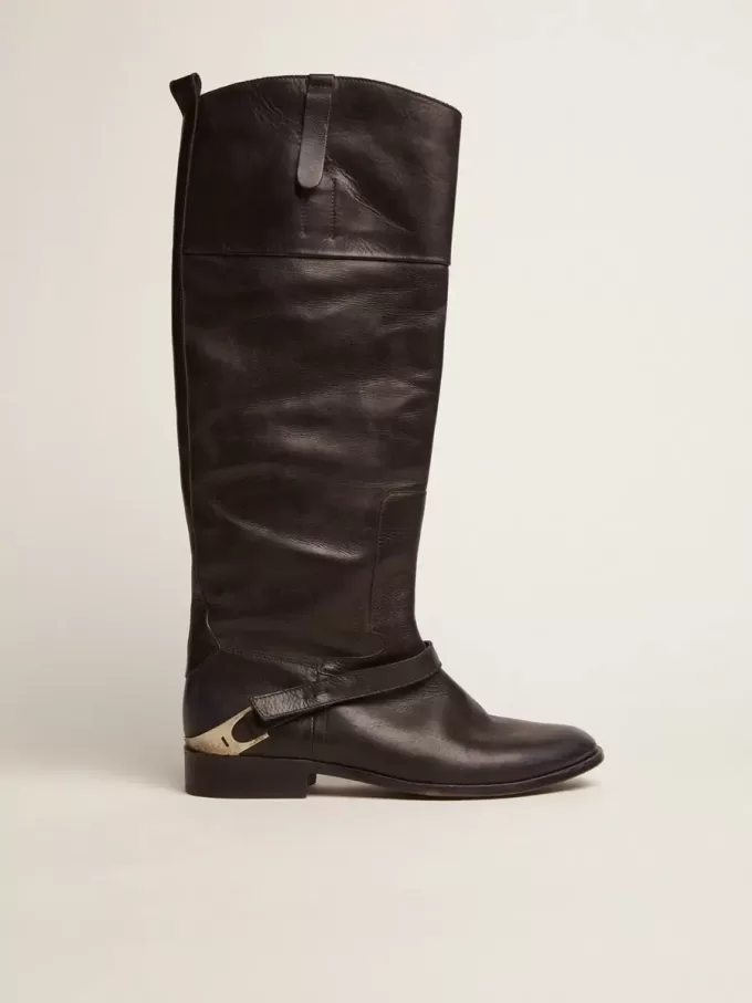 Stivali da donna in pelle nera con morsetto sul tallone Stivali da donna in pelle nera con morsetto sul tallone