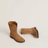 Stivali Wish Junior in pelle scamosciata color cammello con ricamo a stella