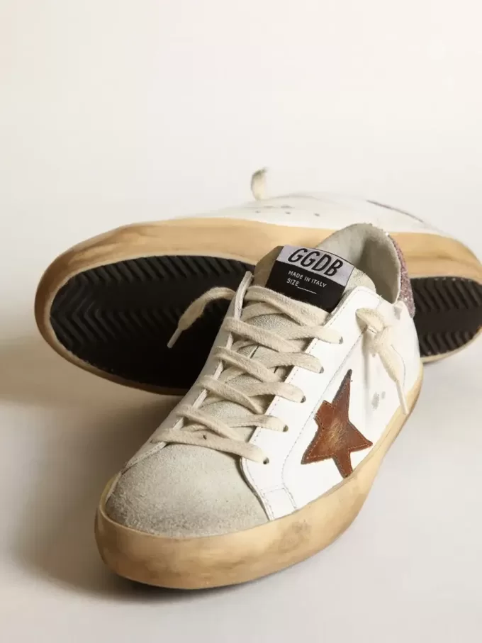 Super-Star con stella marrone chiaro e tallone con glitter rosa