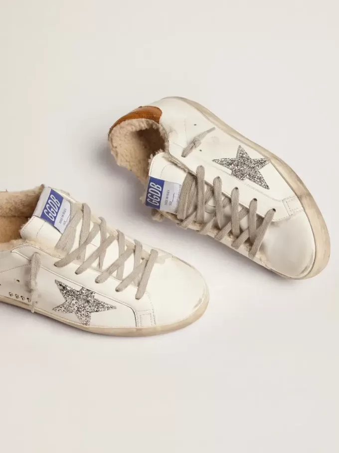 Super-Star da donna con fodera in shearling e stella glitterata argento