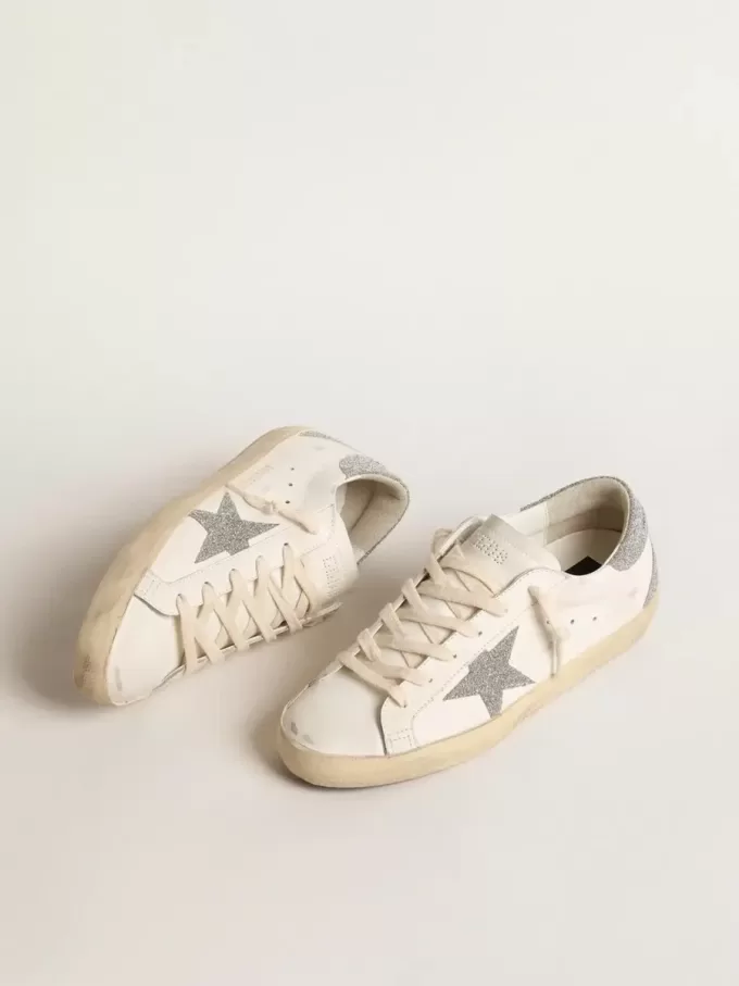 Super-Star da donna con stella in cristallo Swarovski argentato e linguetta sul tallone