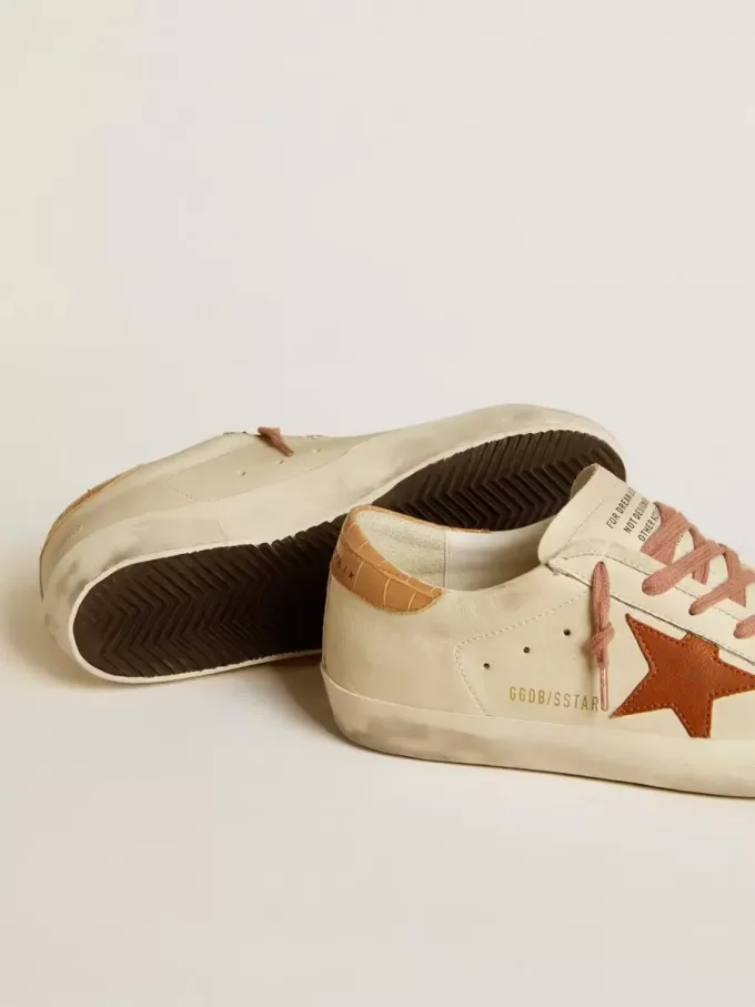 Super-Star da donna con stella in pelle e linguetta sul tallone in pelle con stampa cocco