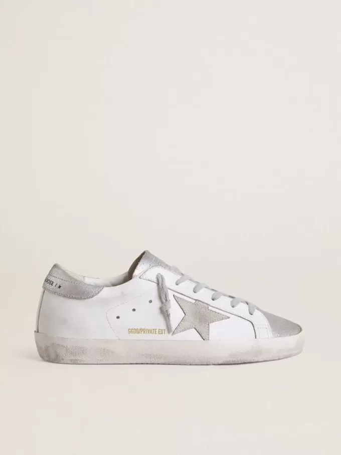 Super-Star da donna con stella in pelle scamosciata grigia e inserti glitterati argento