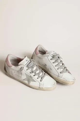 Super-Star da donna con stella in pelle scamosciata grigia e linguetta sul tallone in pelle rosa