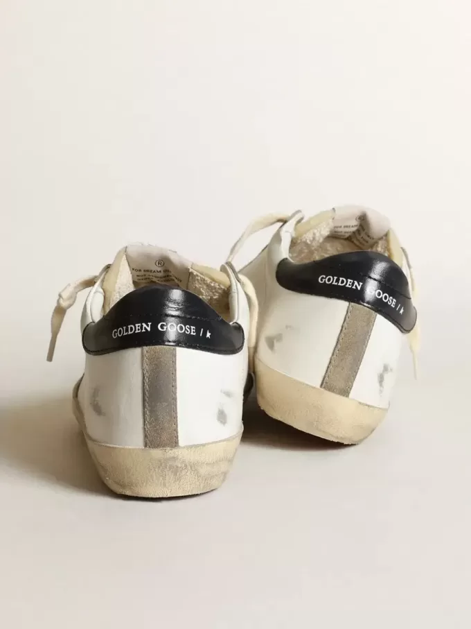 Super-Star da donna con stella traforata e linguetta sul tallone blu notte