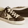 Super-Star da donna in nappa nera con borchie e stella in pelle bianca