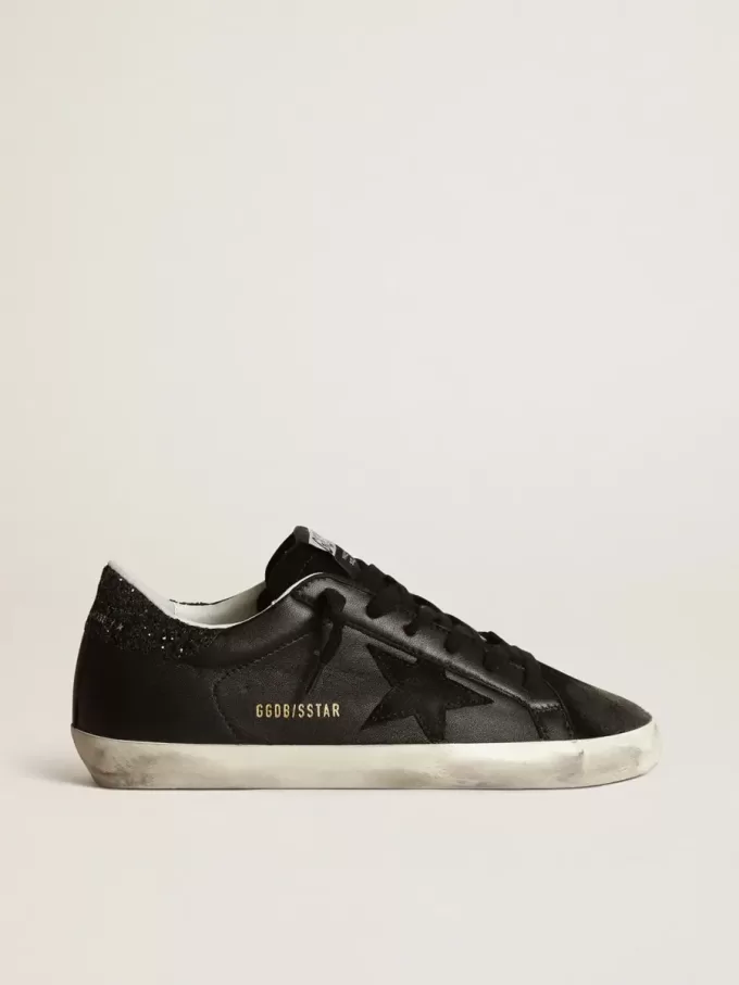 Super-Star da donna in nappa nera con stella nera e tallone glitterato