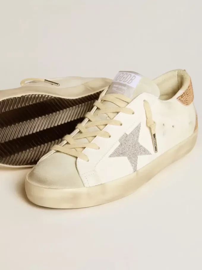 Super-Star da donna in pelle con stella in cristallo Swarovski e linguetta sul tallone