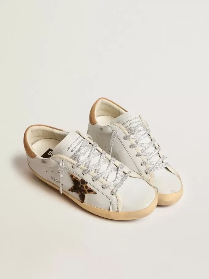Super-Star da donna in pelle nappa con stella in pelle di cavallino e tallone in camoscio Super-Star da donna in pelle nappa con stella in pelle di cavallino e tallone in camoscio