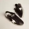 Super-Star da donna in pelle nera con stella e linguetta sul tallone in pelle bianca Super-Star da donna in pelle nera con stella e linguetta sul tallone in pelle bianca